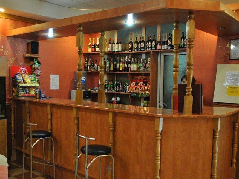 Bed and Breakfast LidoLux Balti Restaurace fotografie